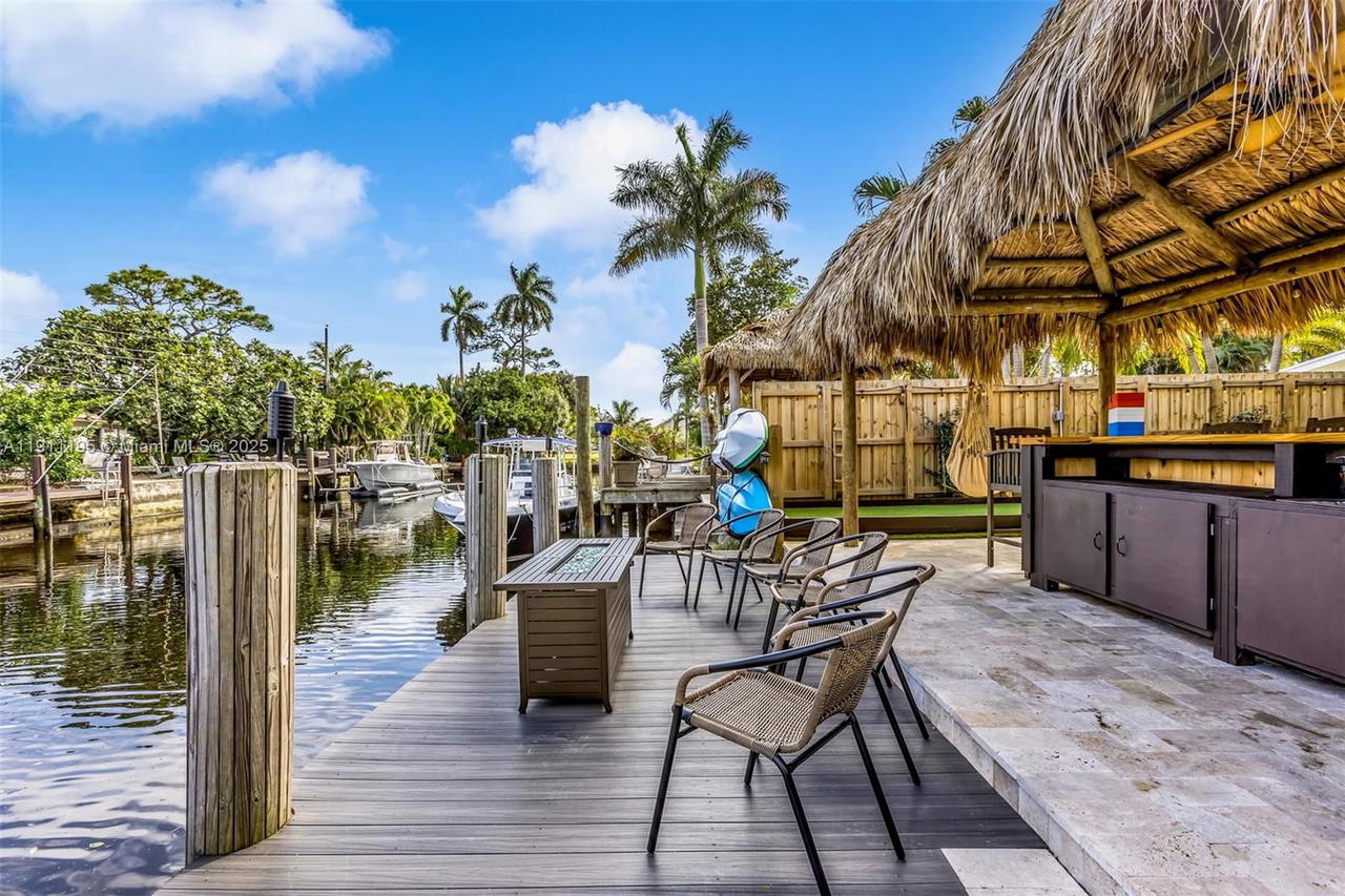Real estate property located at 2004 17th Way, Broward, River Ridge, Fort Lauderdale, FL