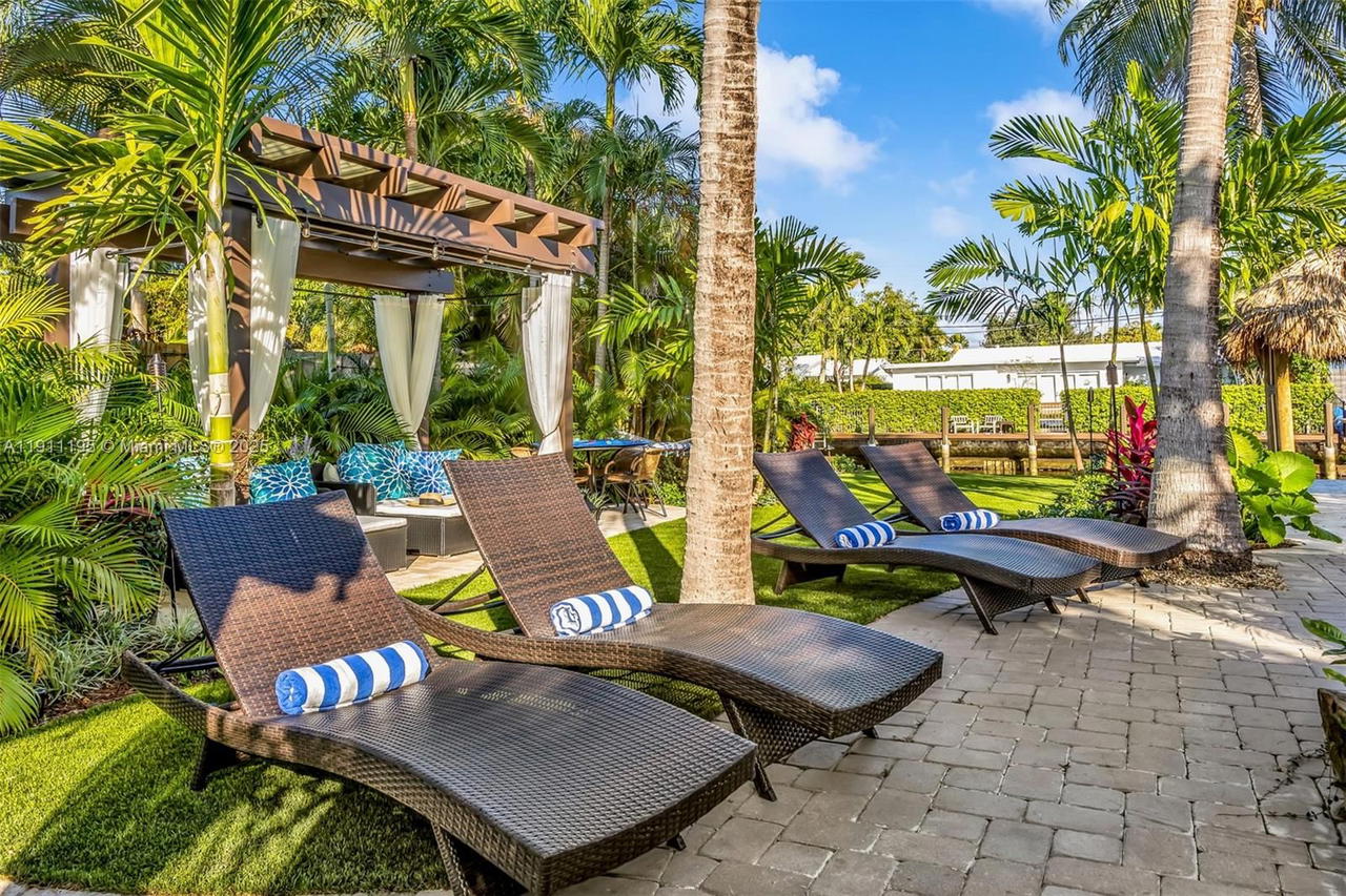 Real estate property located at 2004 17th Way, Broward, River Ridge, Fort Lauderdale, FL
