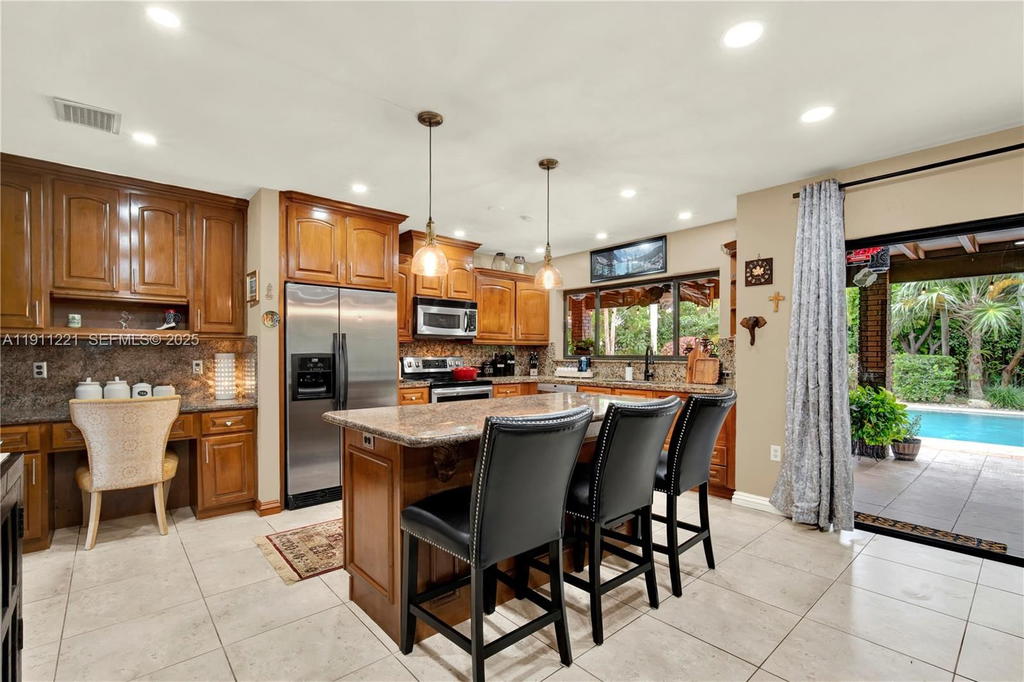 Real estate property located at 13620 104th Ave, Miami-dade, Mary Ann Estates 1st Addn, Miami, FL