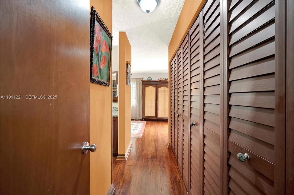 Real estate property located at 13620 104th Ave, Miami-dade, Mary Ann Estates 1st Addn, Miami, FL