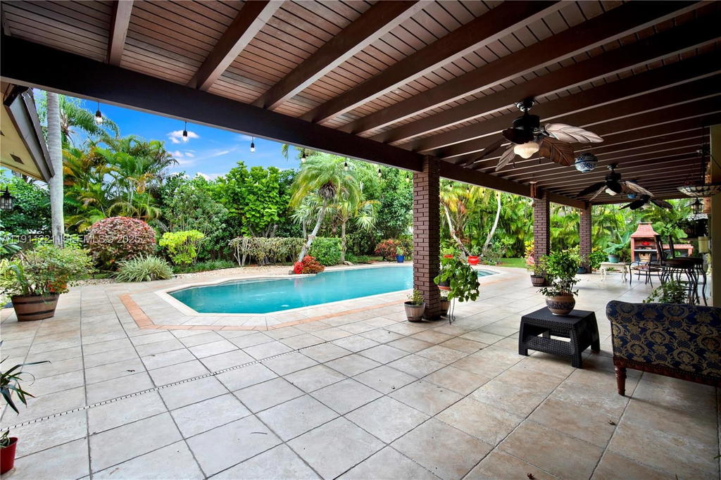 Real estate property located at 13620 104th Ave, Miami-dade, Mary Ann Estates 1st Addn, Miami, FL