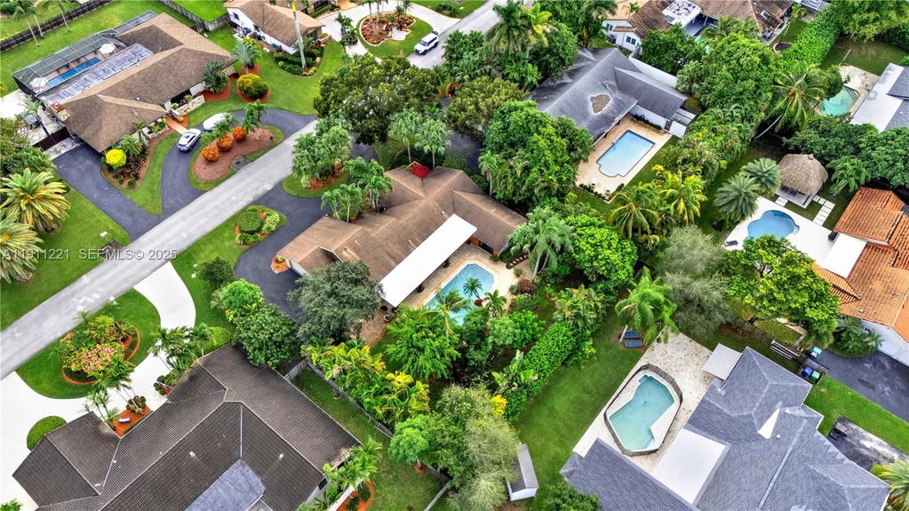Real estate property located at 13620 104th Ave, Miami-dade, Mary Ann Estates 1st Addn, Miami, FL
