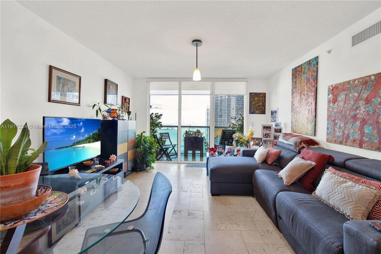 Real estate property located at 31 5th St #2910, Miami-dade, Brickell On The River N T, Miami, FL