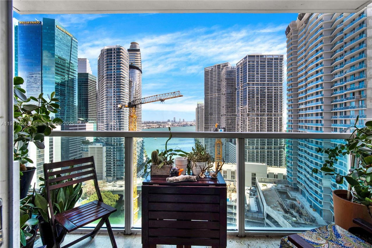 Real estate property located at 31 5th St #2910, Miami-dade, Brickell On The River N T, Miami, FL