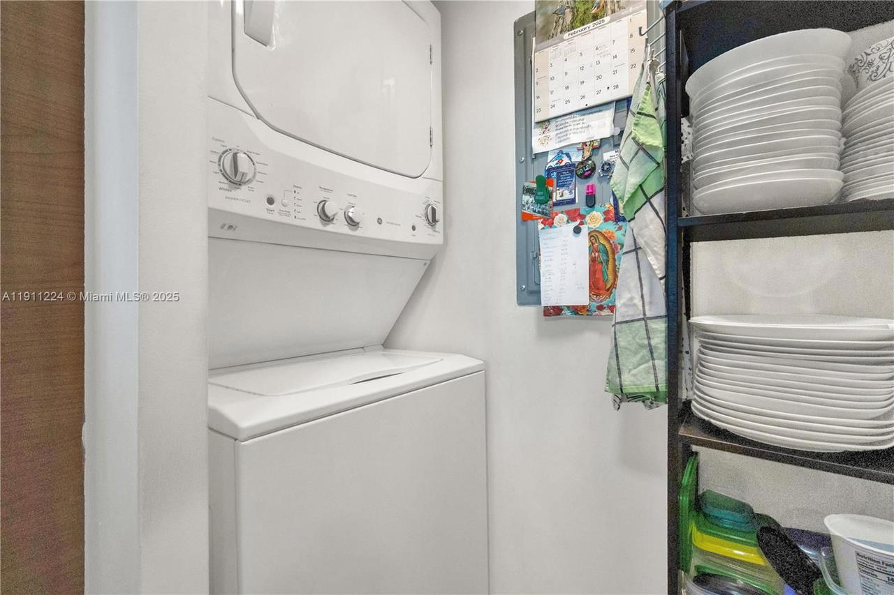 Real estate property located at 31 5th St #2910, Miami-dade, Brickell On The River N T, Miami, FL