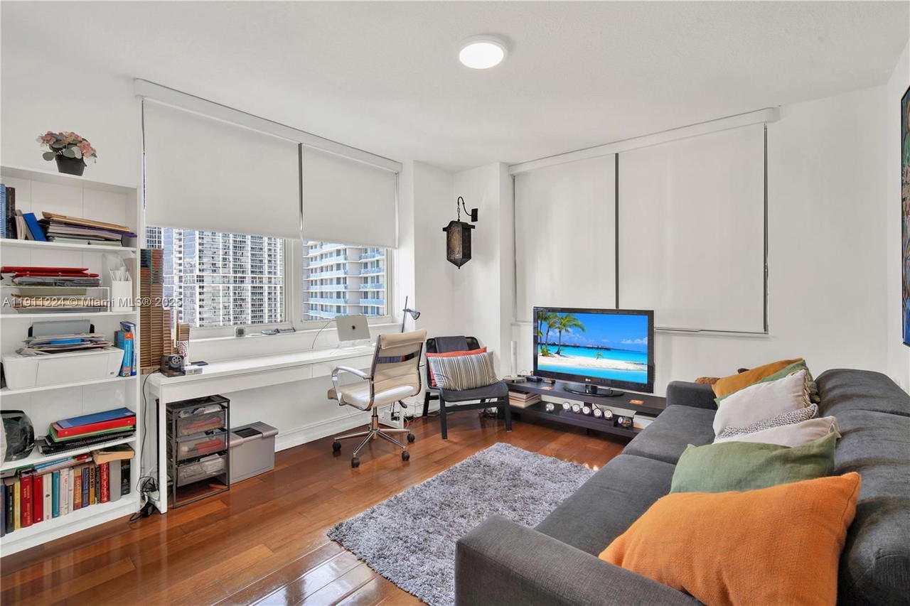 Real estate property located at 31 5th St #2910, Miami-dade, Brickell On The River N T, Miami, FL