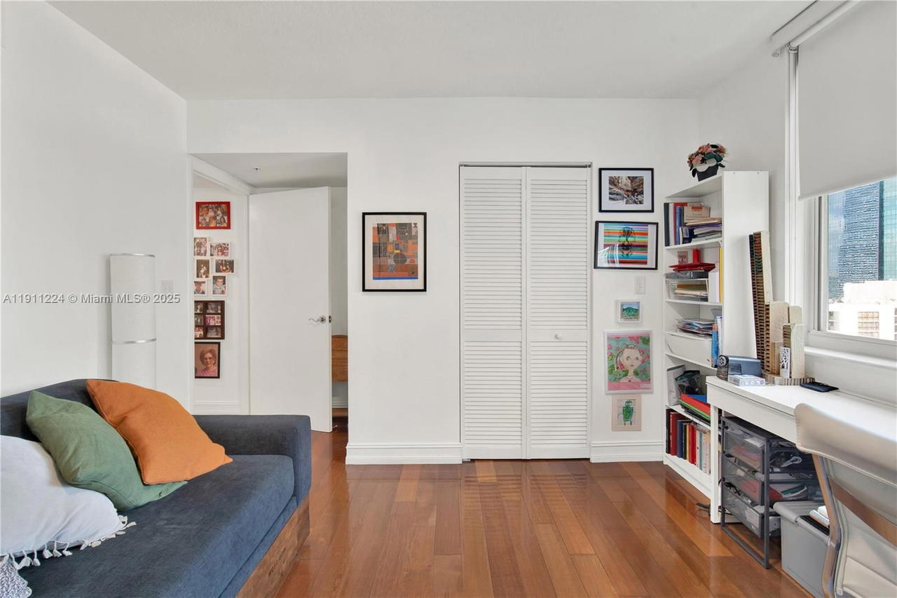 Real estate property located at 31 5th St #2910, Miami-dade, Brickell On The River N T, Miami, FL