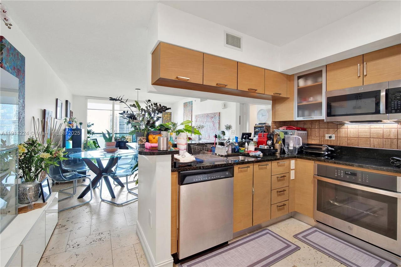 Real estate property located at 31 5th St #2910, Miami-dade, Brickell On The River N T, Miami, FL