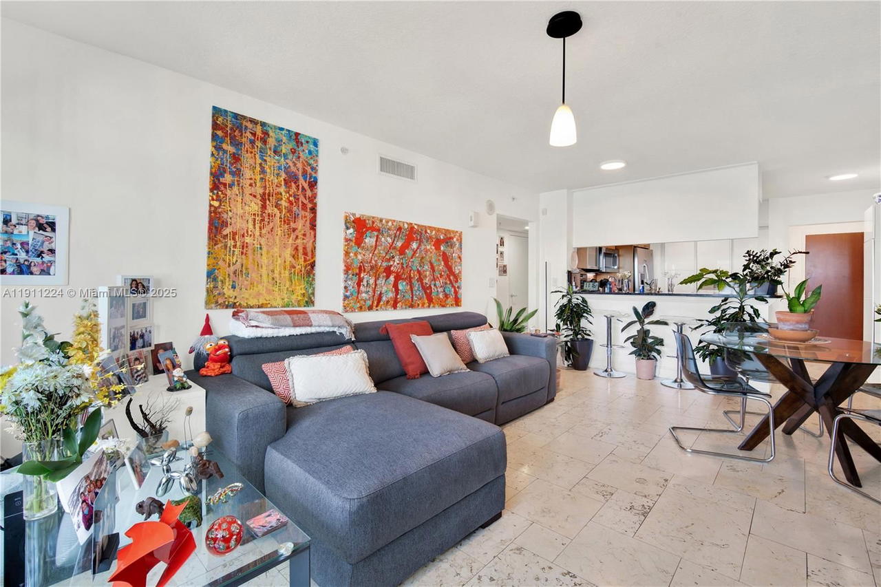 Real estate property located at 31 5th St #2910, Miami-dade, Brickell On The River N T, Miami, FL