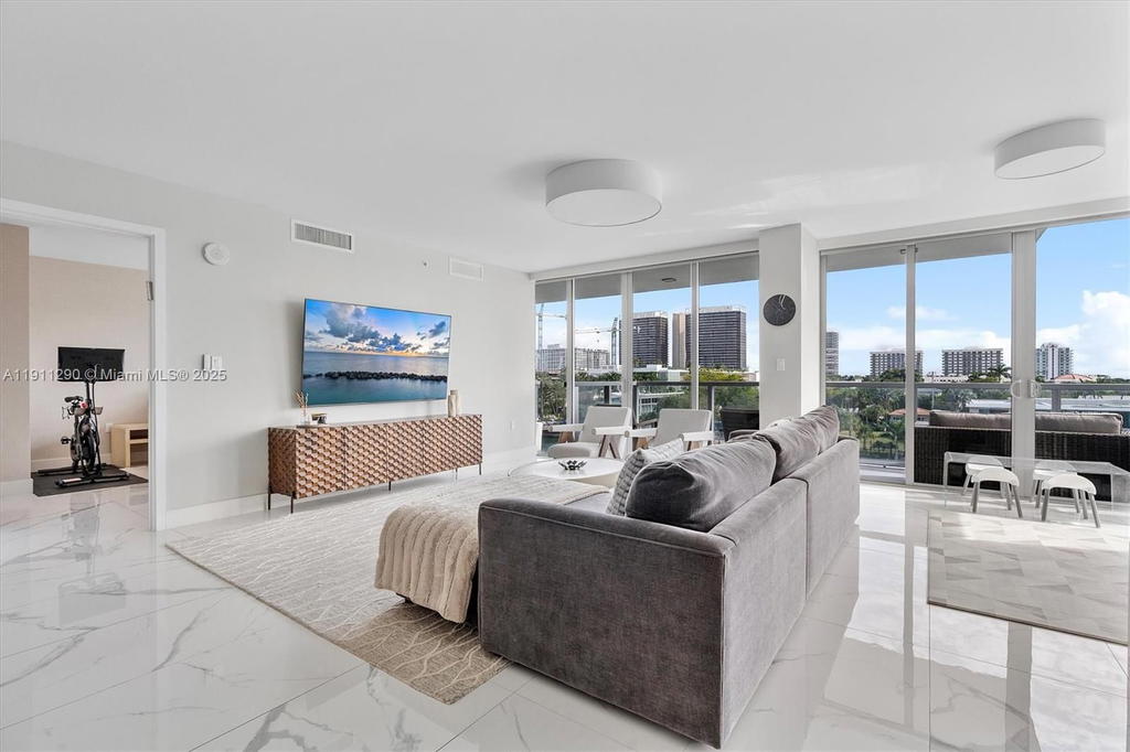 Real estate property located at 9521 Bay Harbor Dr #604, Miami-dade, Bay Harbor Islands, Bay Harbor Islands, FL