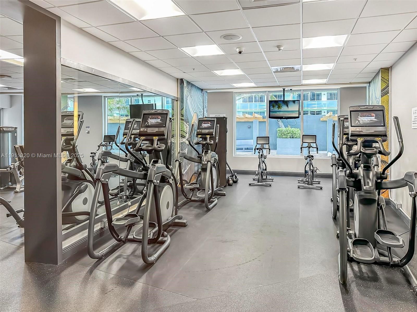 Real estate property located at 1750 Bayshore Dr #5201, Miami-dade, Opera Tower Condo, Miami, FL