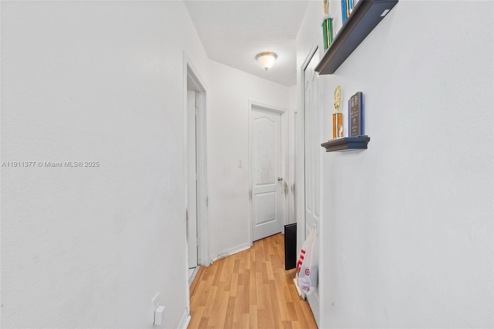 Real estate property located at 7974 186th Ter, Miami-dade, Saminik Sub, Hialeah, FL