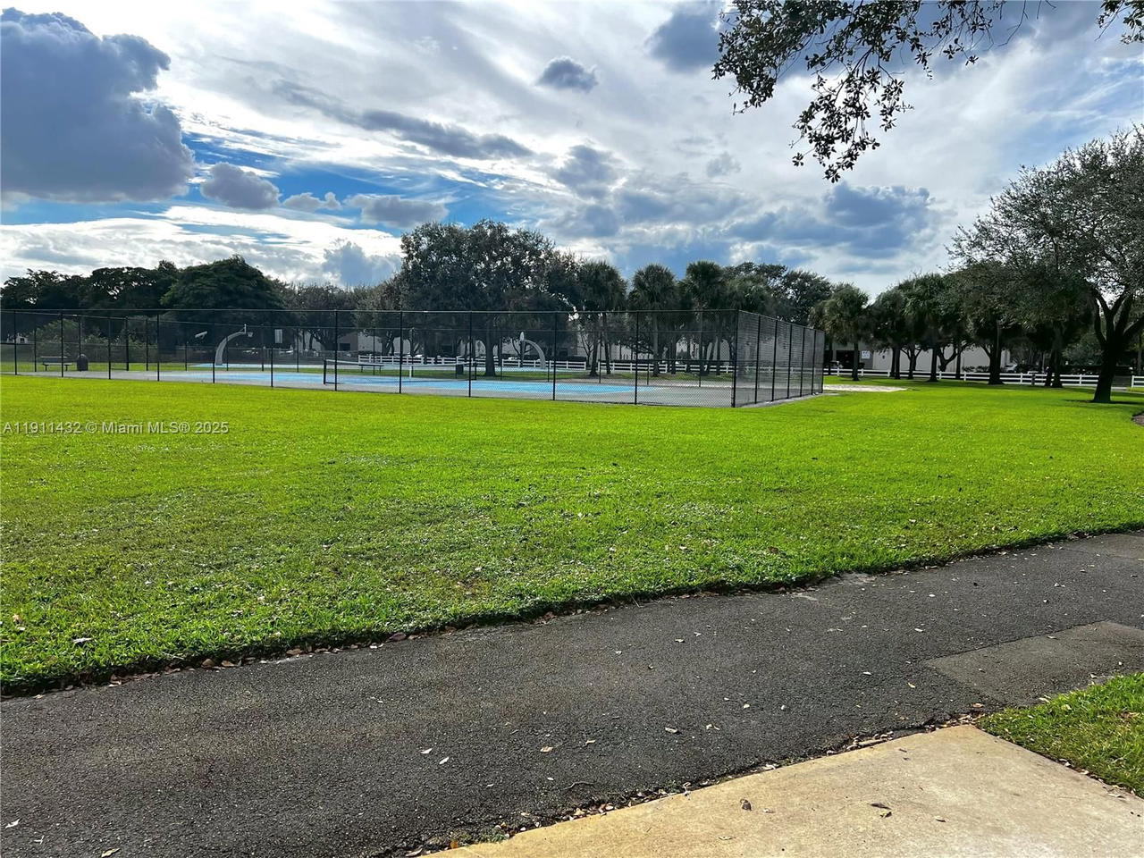 Real estate property located at 12142 50th Ct, Broward, Flamingo Gardens, Cooper City, FL
