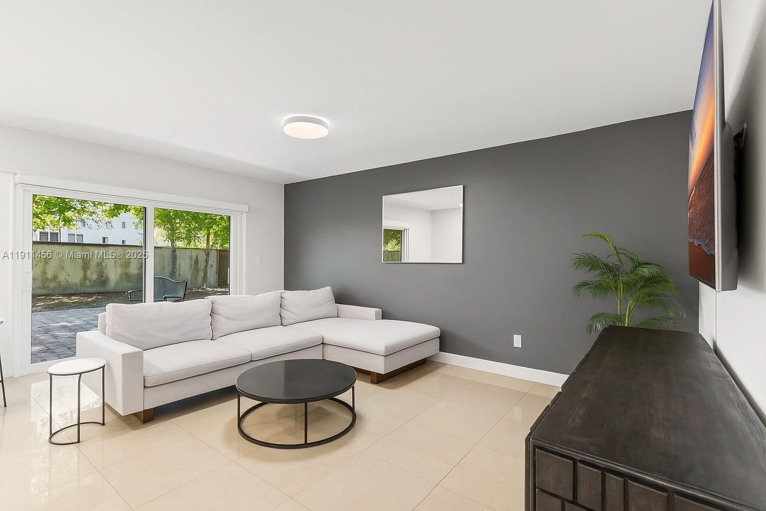 Real estate property located at 8625 133rd Road Pl, Miami-dade, Winston Park Unit 8, Miami, FL