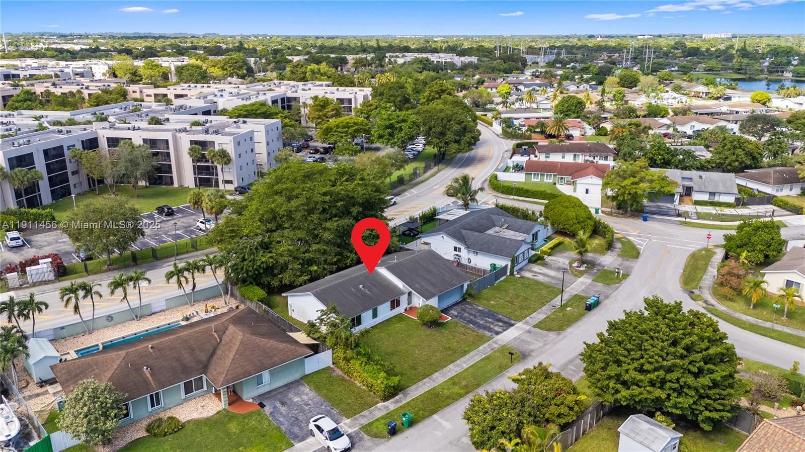 Real estate property located at 8625 133rd Road Pl, Miami-dade, Winston Park Unit 8, Miami, FL