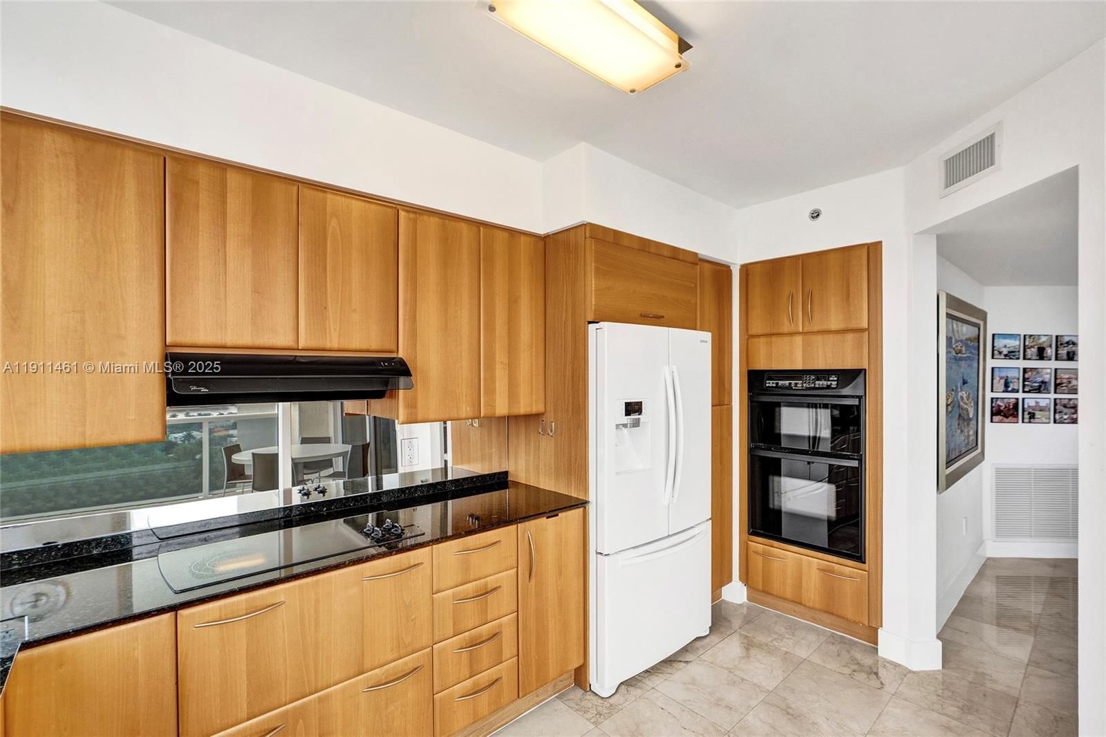 Real estate property located at 19111 Collins Ave #1602, Miami-dade, Ocean Two Condo, Sunny Isles Beach, FL