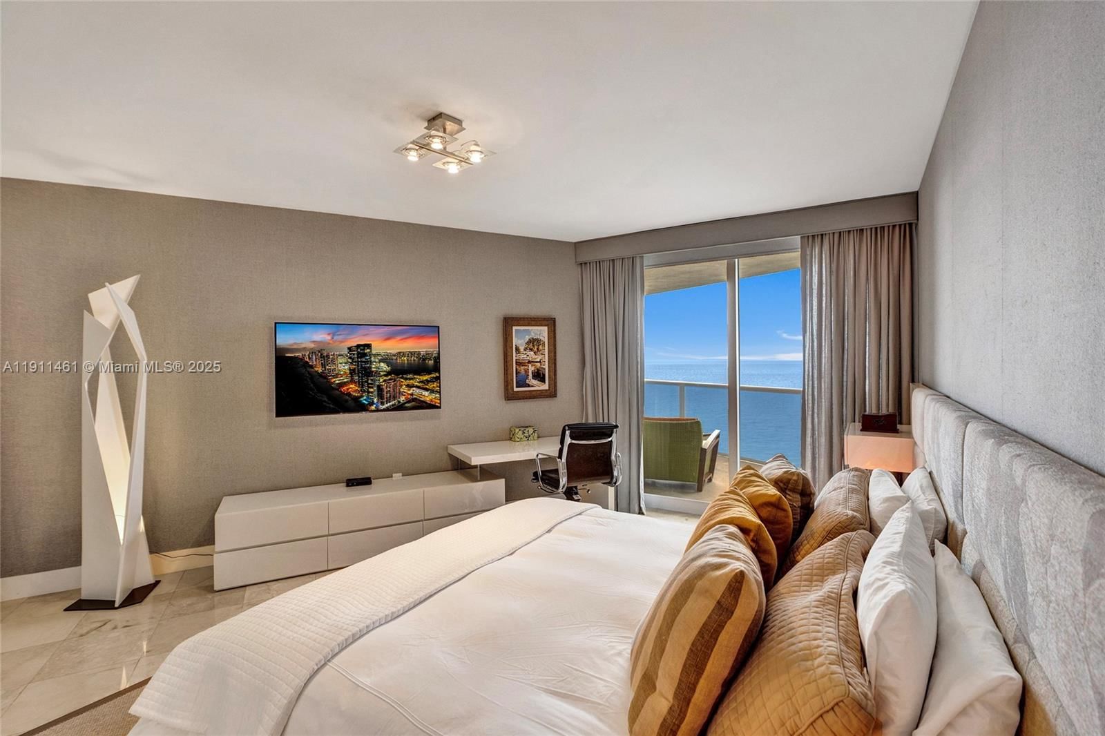 Real estate property located at 19111 Collins Ave #1602, Miami-dade, Ocean Two Condo, Sunny Isles Beach, FL