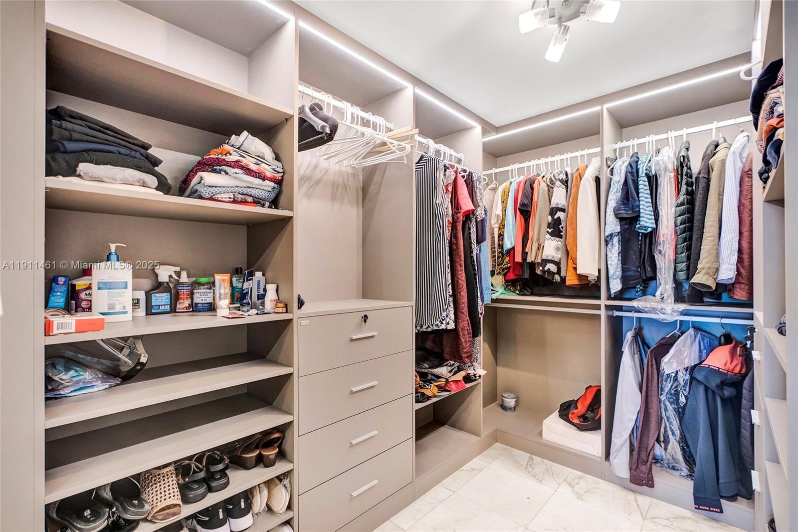 Real estate property located at 19111 Collins Ave #1602, Miami-dade, Ocean Two Condo, Sunny Isles Beach, FL