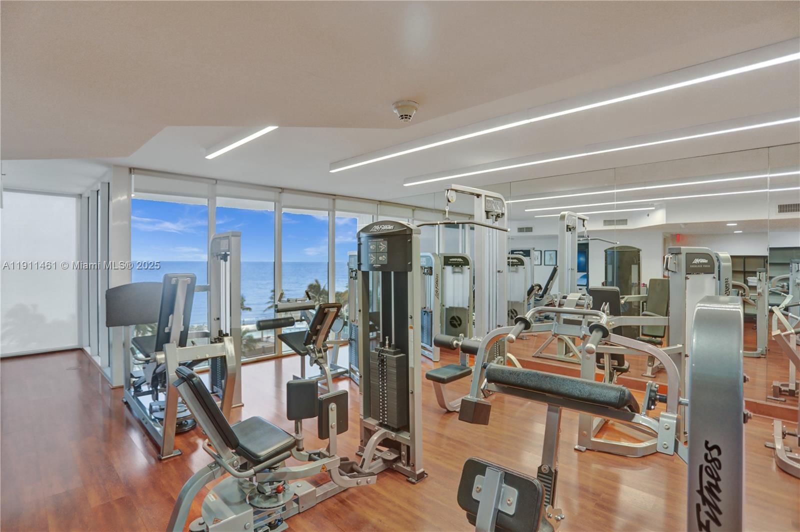 Real estate property located at 19111 Collins Ave #1602, Miami-dade, Ocean Two Condo, Sunny Isles Beach, FL