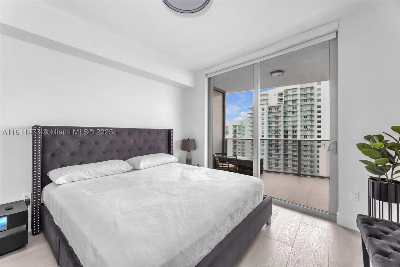 Real estate property located at 488 18th St #4311, Miami-dade, Aria On The Bay Condo, Miami, FL