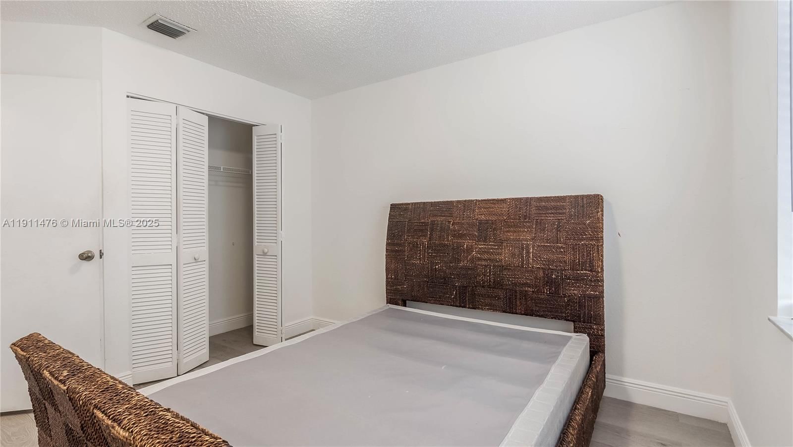 Real estate property located at 10930 Jewel Box Ln, Broward, Land Section 6-south, Tamarac, FL