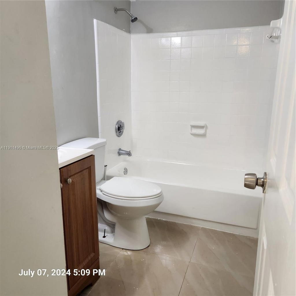 Real estate property located at 4513 Treehouse Ln #11C, Broward, Arbor Keys Condo, Tamarac, FL
