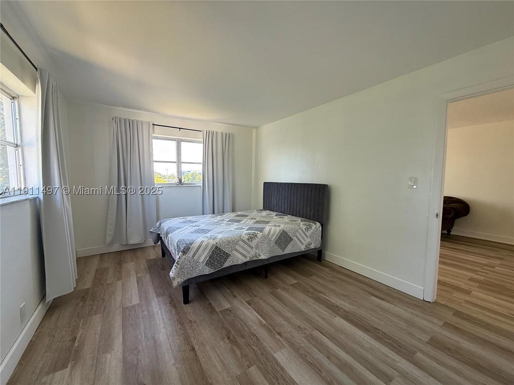Real estate property located at 4310 12th Ct #302, Broward, Park South Eleven Inc Con, Lauderhill, FL