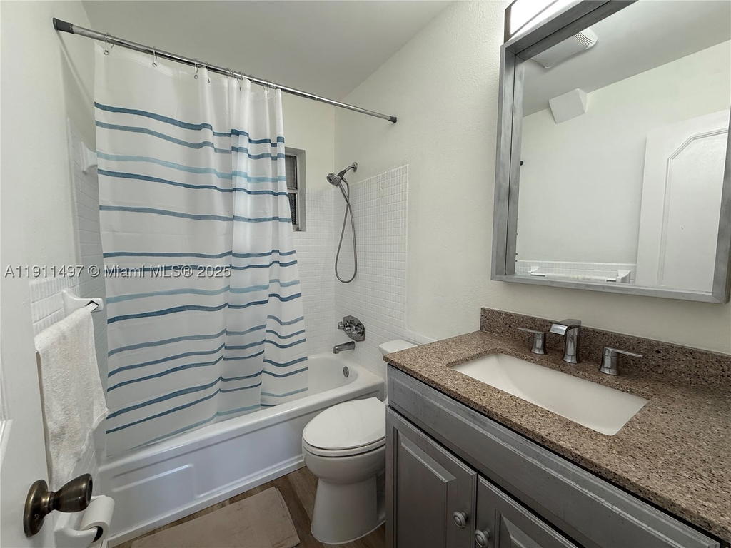 Real estate property located at 4310 12th Ct #302, Broward, Park South Eleven Inc Con, Lauderhill, FL