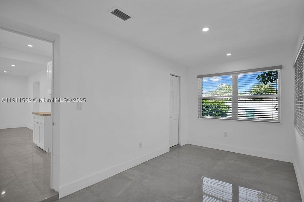 Real estate property located at 17961 2nd Pl, Miami-dade, North Ridge, Miami Gardens, FL