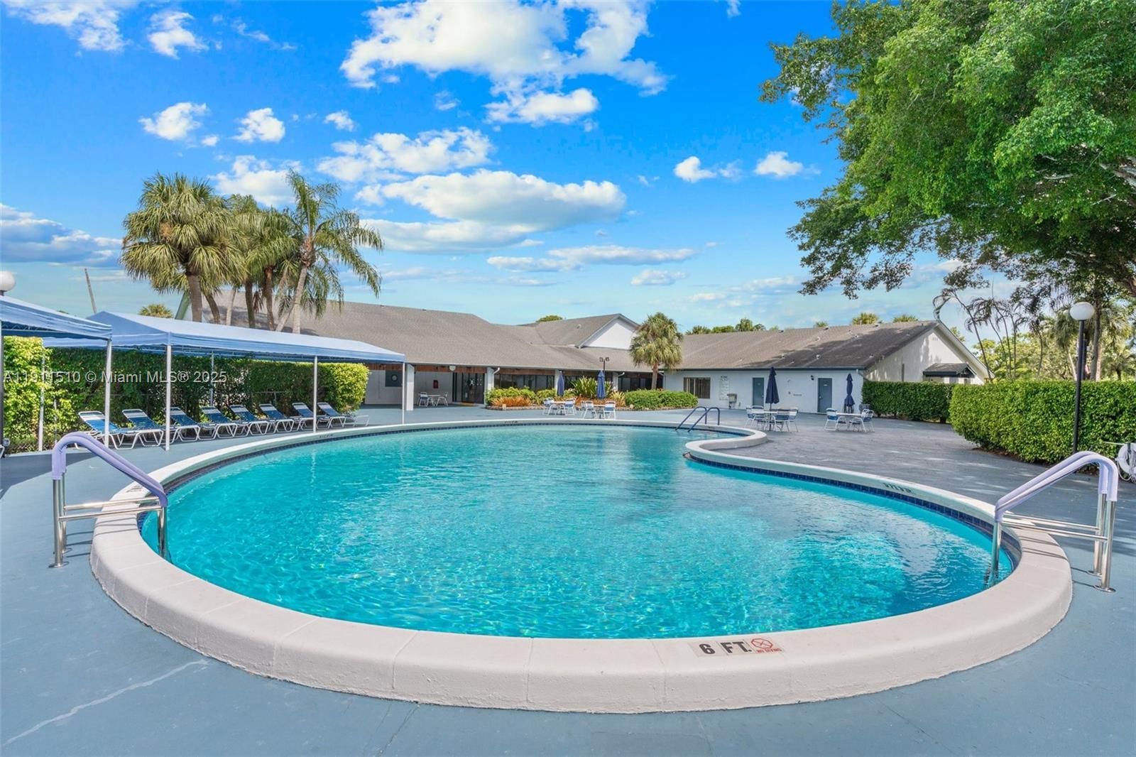 Real estate property located at 7640 18th St #301, Broward, 12b Of Palm Springs 2 Con, Margate, FL