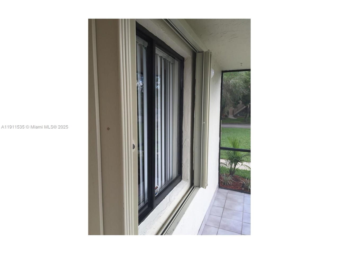 Real estate property located at 415 Lakeview Dr #104, Broward, Racquet Club Apts At Bona, Weston, FL