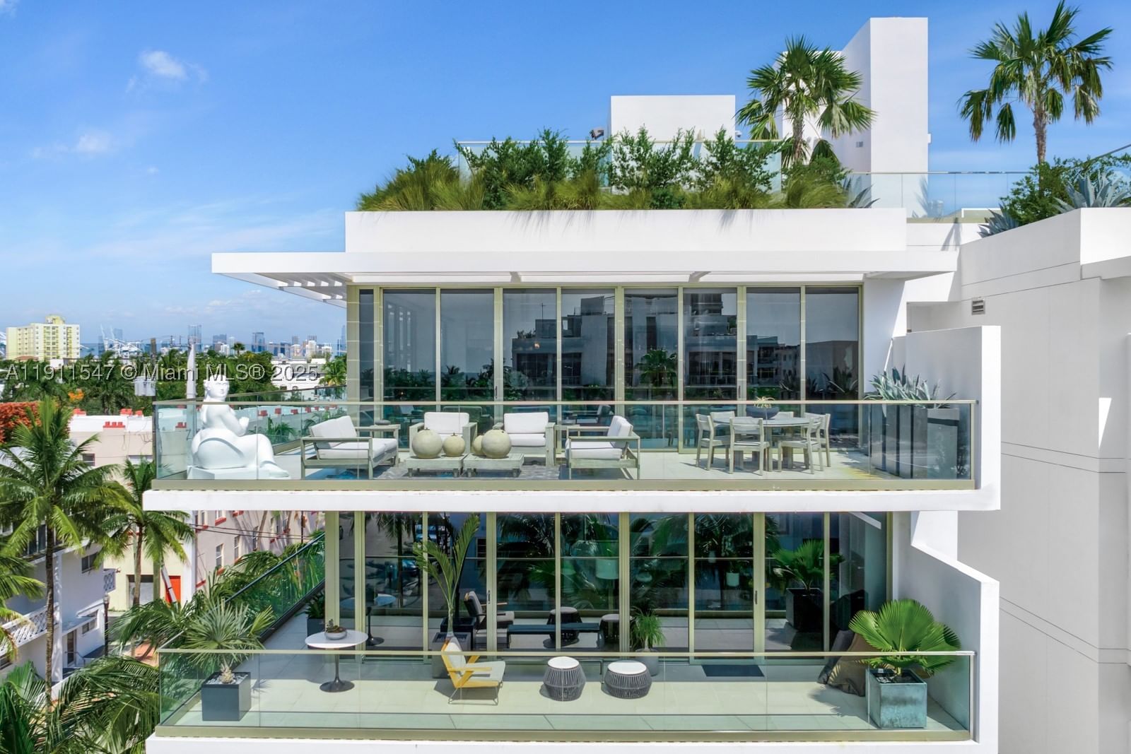 Real estate property located at 300 Collins Ave PH3, Miami-dade, 300 Collins Condo, Miami Beach, FL