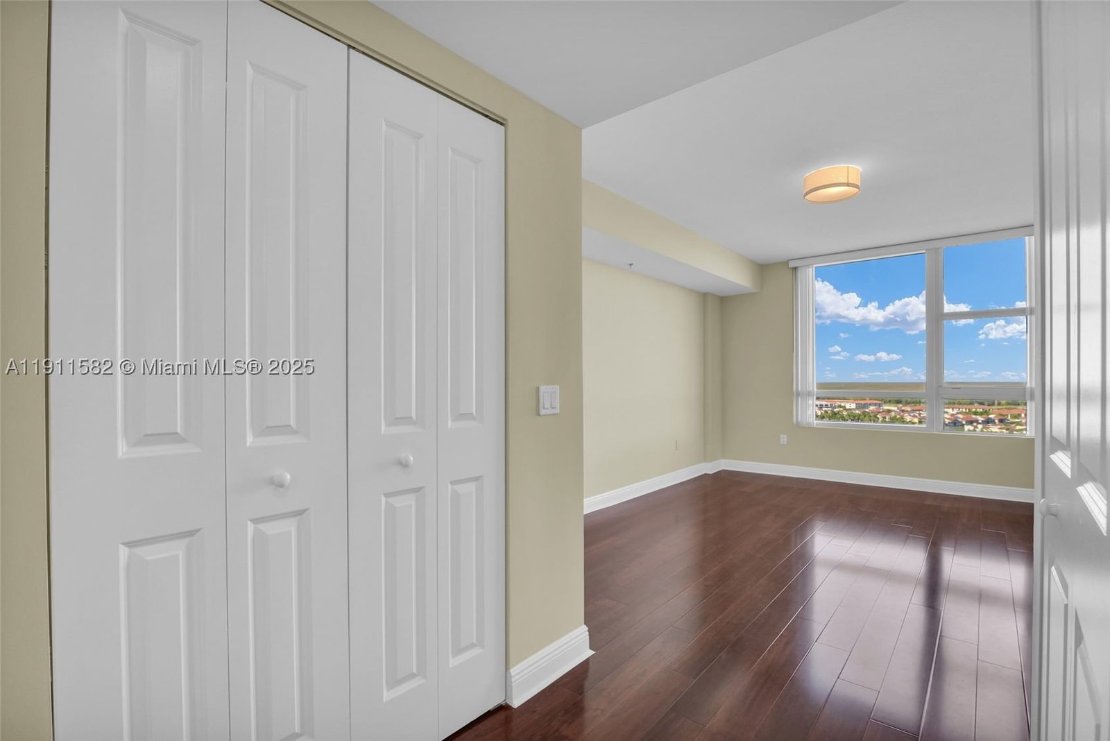 Real estate property located at 2681 Flamingo Rd #1903S, Broward, Tao Sawgrass Condominium, Sunrise, FL