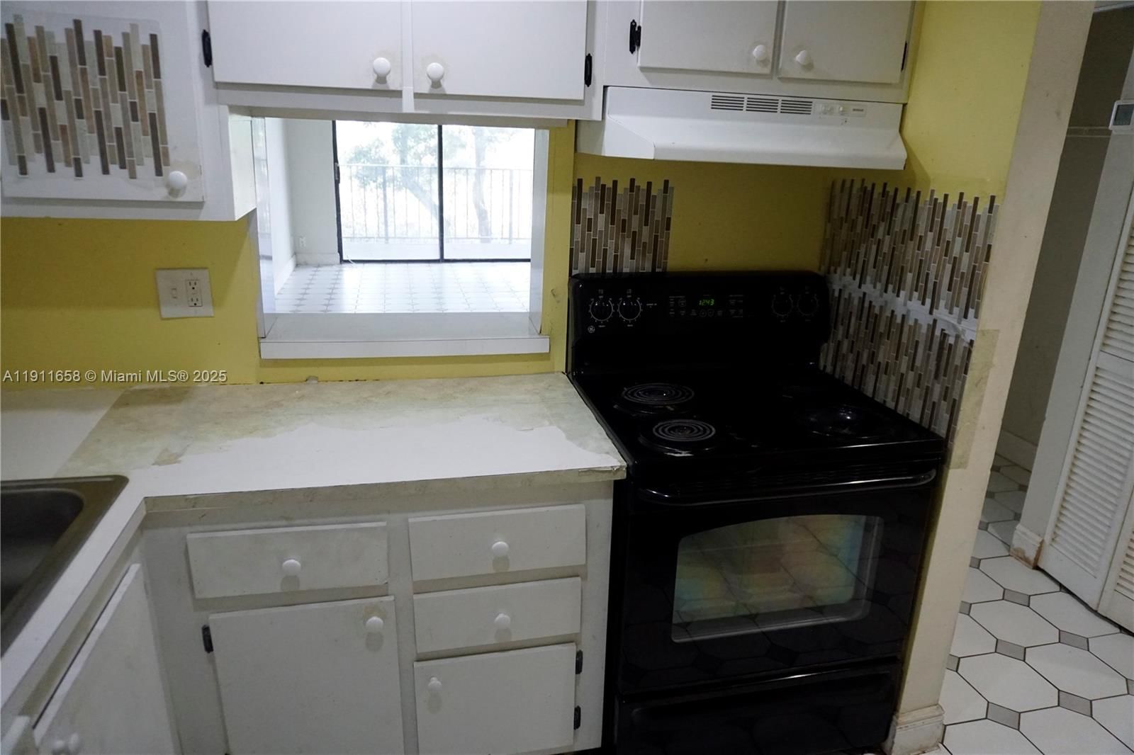 Real estate property located at 6195 Rock Island Rd #204, Broward, Gate Two Condo, Tamarac, FL