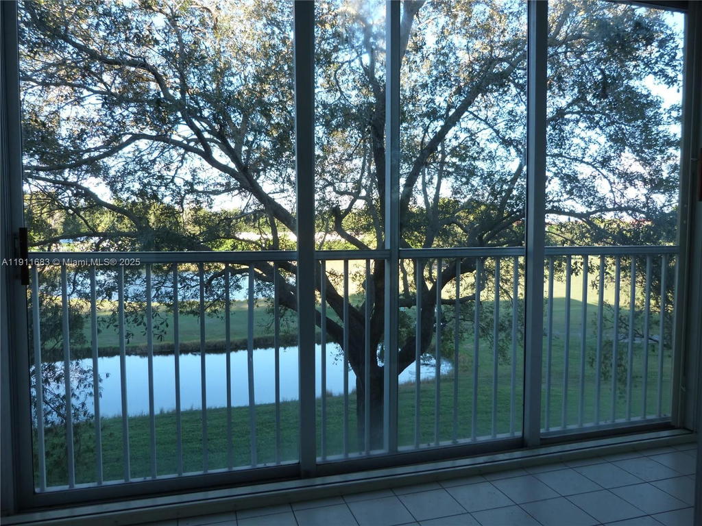 Real estate property located at 1151 128th Ter #312D, Broward, Cambridge At Century Vill, Pembroke Pines, FL