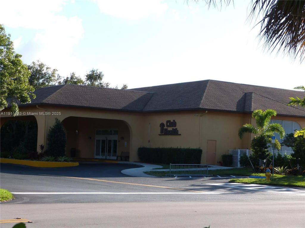 Real estate property located at 1151 128th Ter #312D, Broward, Cambridge At Century Vill, Pembroke Pines, FL