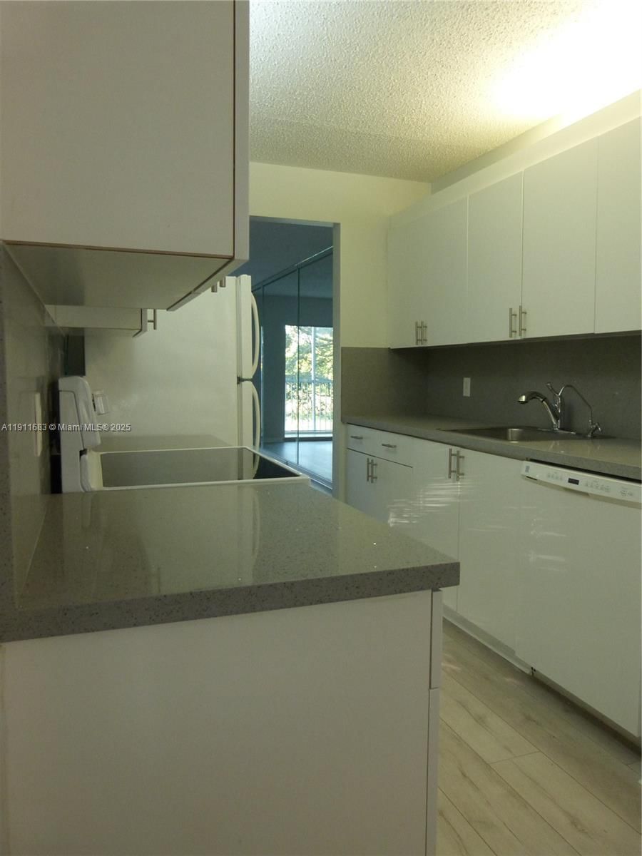 Real estate property located at 1151 128th Ter #312D, Broward, Cambridge At Century Vill, Pembroke Pines, FL