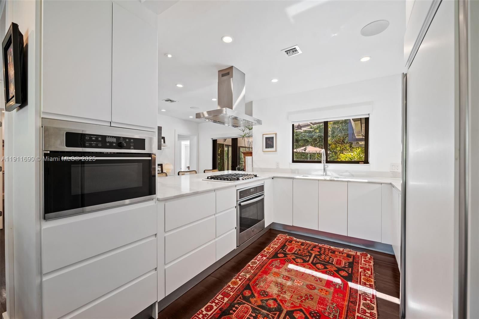Real estate property located at 5840 77th Ter, Miami-dade, Fairglade Park, South Miami, FL