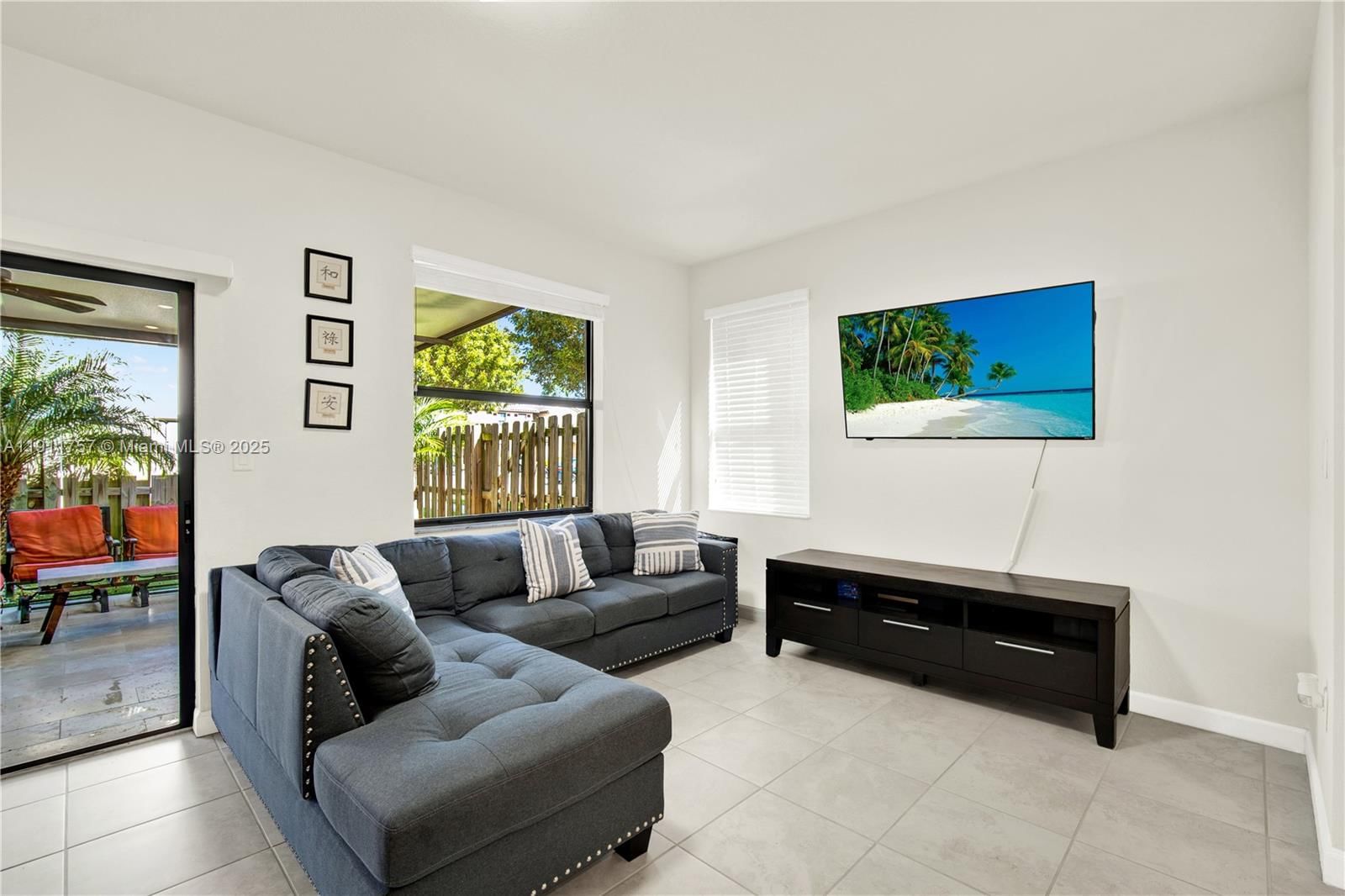 Real estate property located at 11411 248th Ln, Miami-dade, Coco Palm Estates, Homestead, FL
