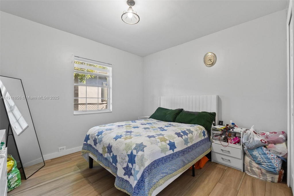 Real estate property located at 580 44th St, Miami-dade, Hialeah 16 Addn Amd & Rev, Hialeah, FL