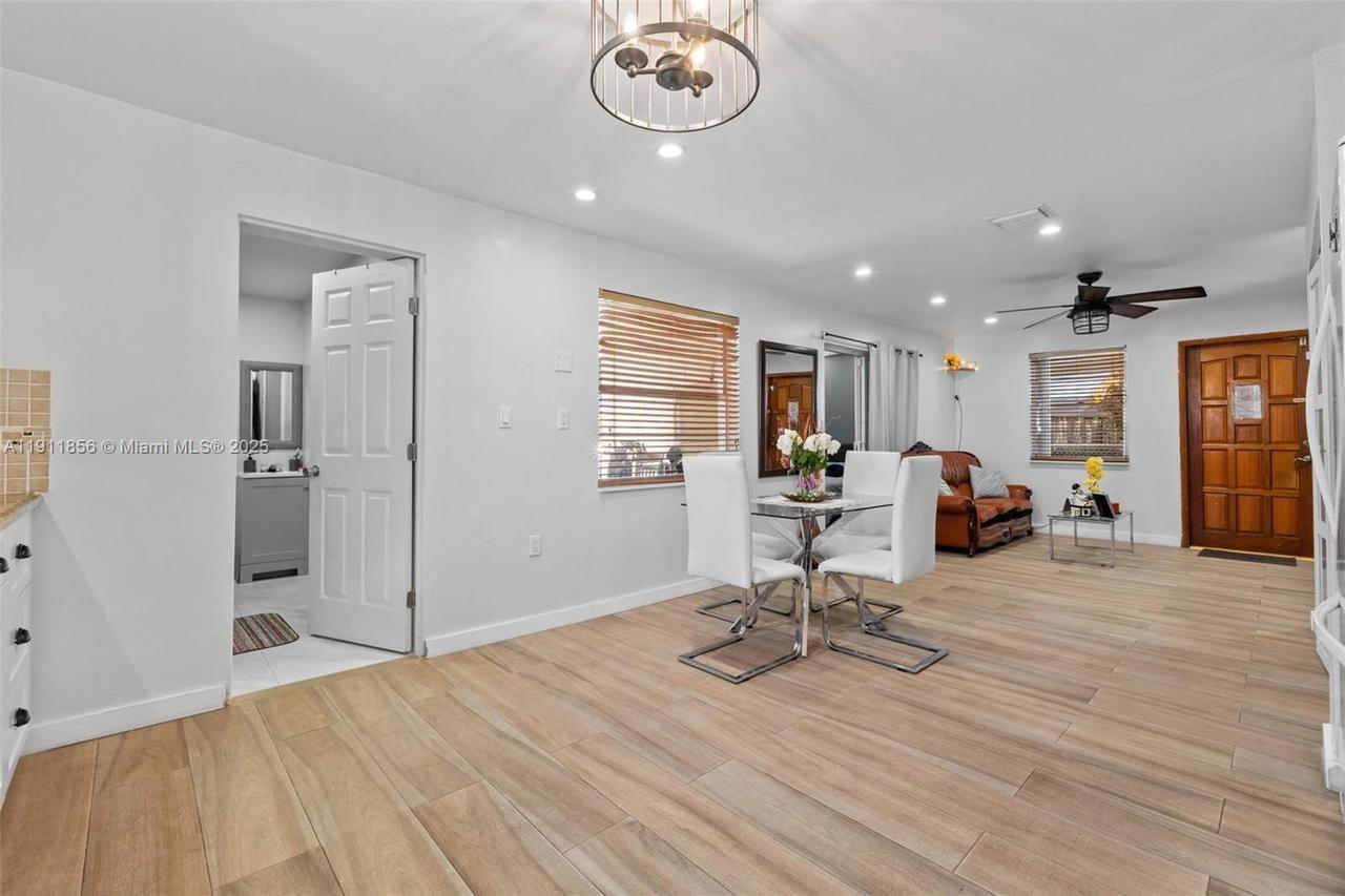 Real estate property located at 580 44th St, Miami-dade, Hialeah 16 Addn Amd & Rev, Hialeah, FL