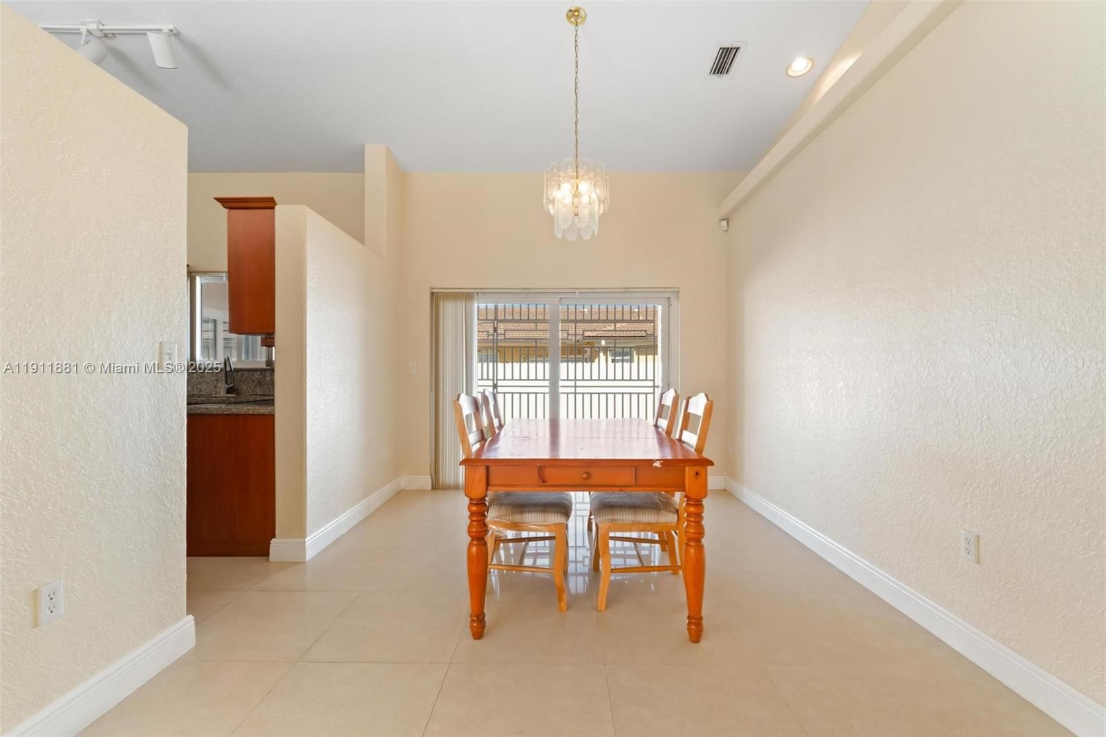 Real estate property located at 8761 142nd St, Miami-dade, Colorama Estates, Miami Lakes, FL