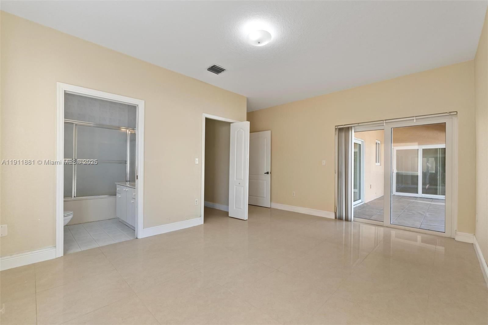 Real estate property located at 8761 142nd St, Miami-dade, Colorama Estates, Miami Lakes, FL