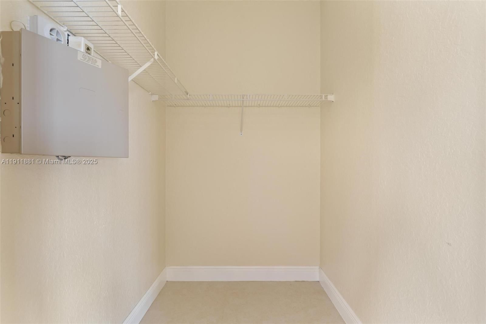 Real estate property located at 8761 142nd St, Miami-dade, Colorama Estates, Miami Lakes, FL