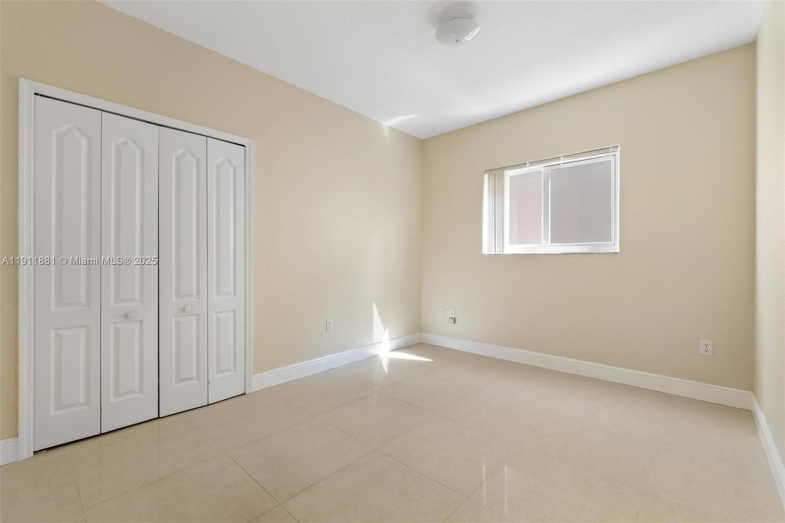 Real estate property located at 8761 142nd St, Miami-dade, Colorama Estates, Miami Lakes, FL