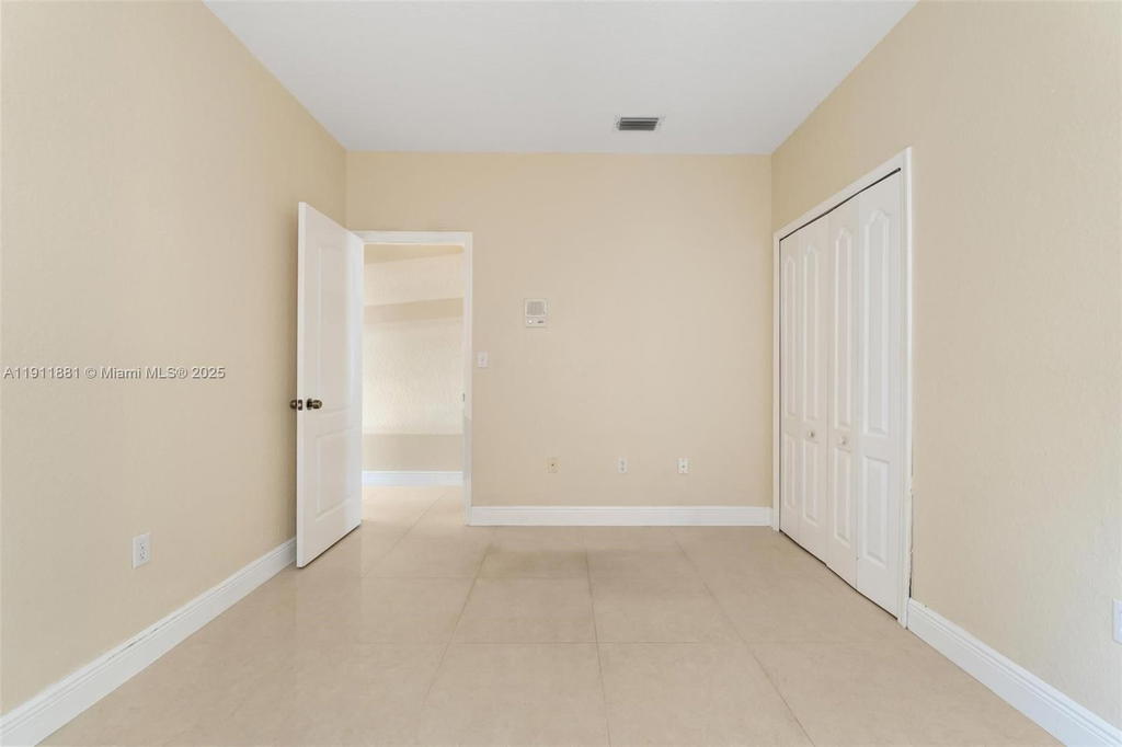 Real estate property located at 8761 142nd St, Miami-dade, Colorama Estates, Miami Lakes, FL