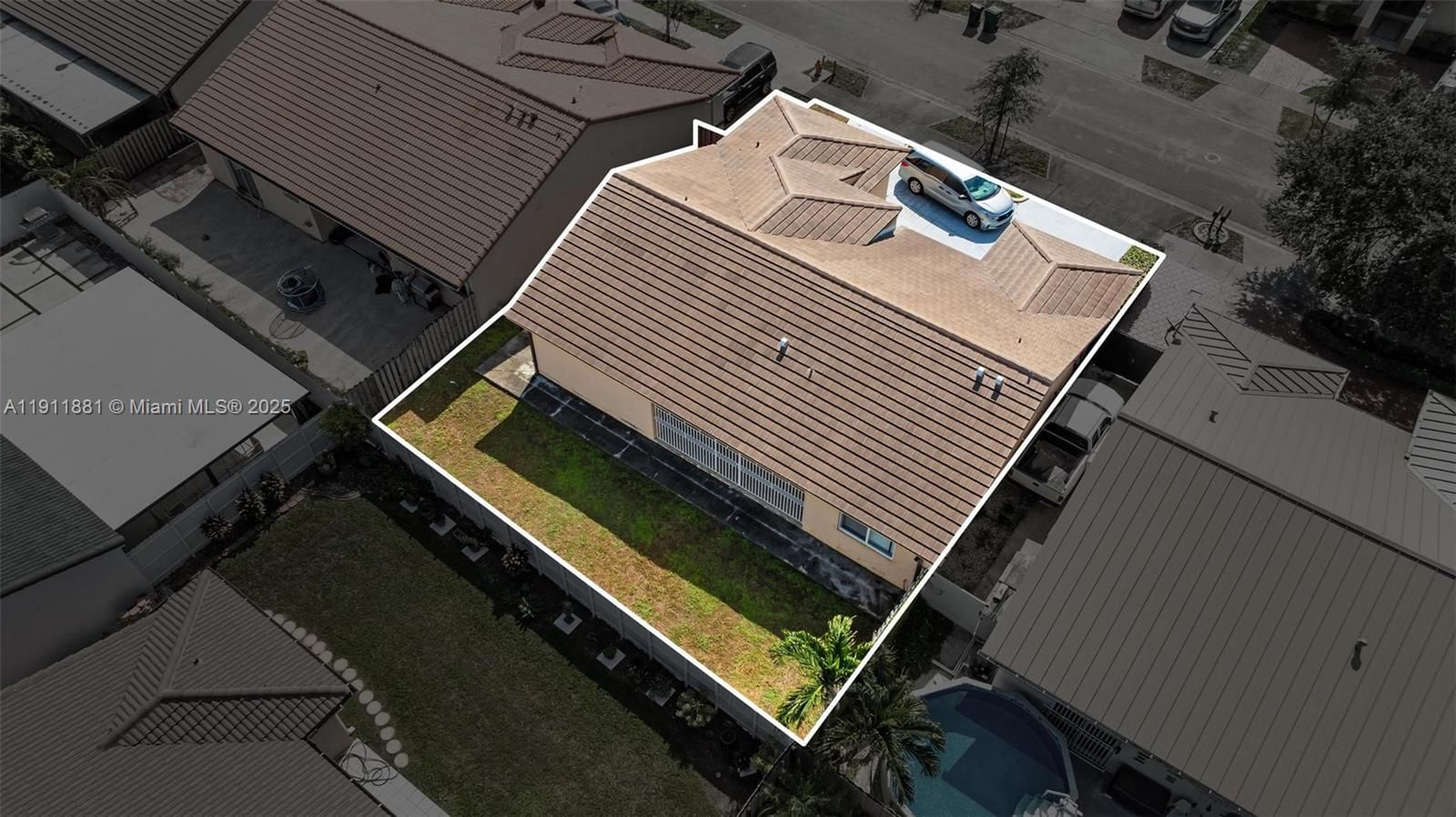 Real estate property located at 8761 142nd St, Miami-dade, Colorama Estates, Miami Lakes, FL