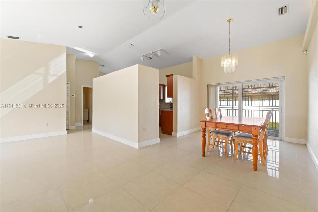 Real estate property located at 8761 142nd St, Miami-dade, Colorama Estates, Miami Lakes, FL