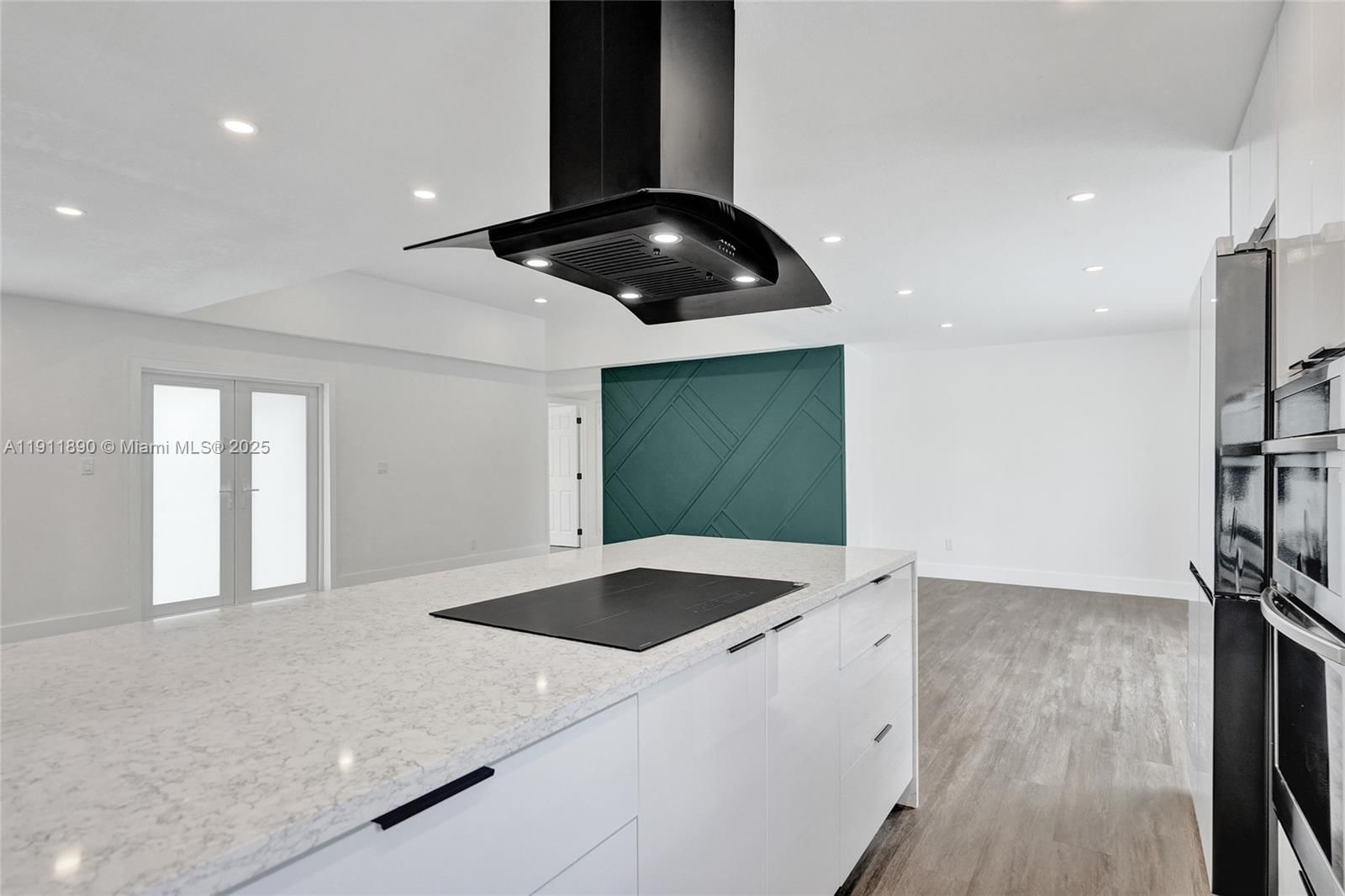 Real estate property located at 8109 71st Ave, Broward, Sunflower First Add, Tamarac, FL