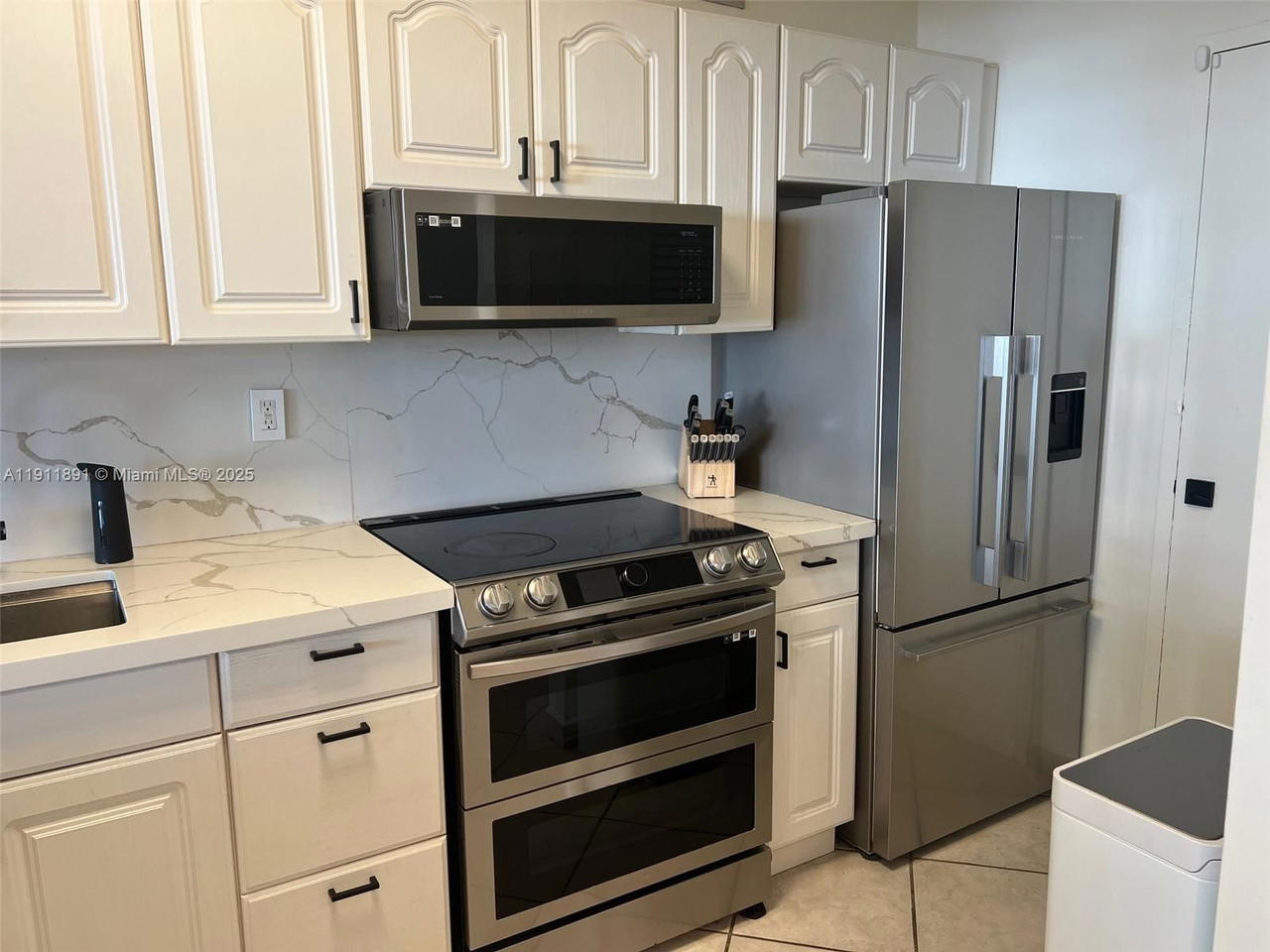 Real estate property located at 100 Lincoln Rd #604, Miami-dade, The Decoplage Condo, Miami Beach, FL